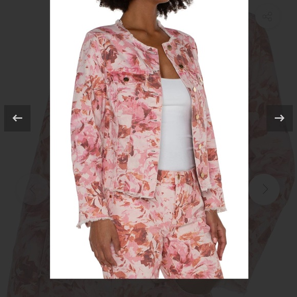 Liverpool Los Angeles - Pink Floral Printed Cropped Eco Jacket With Frayed Hem - Picture 15 of 16